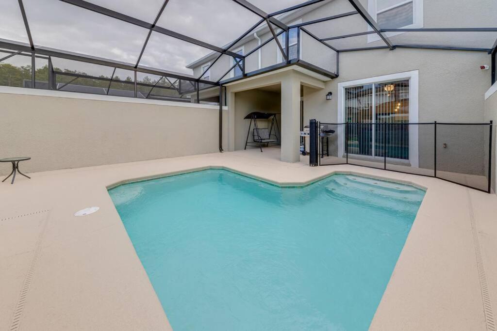 Newly Listed Townhouse Storey Lake, Free Waterpark Hébergement de vacances