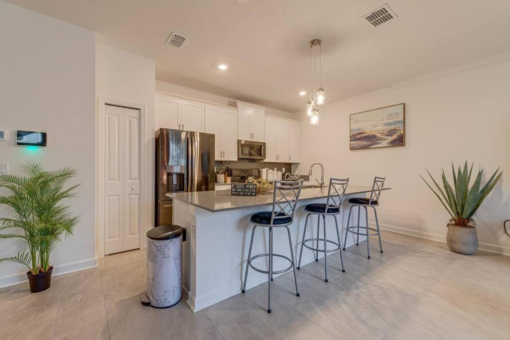 Newly Listed Townhouse Storey Lake, Free Waterpark Hébergement de vacances *