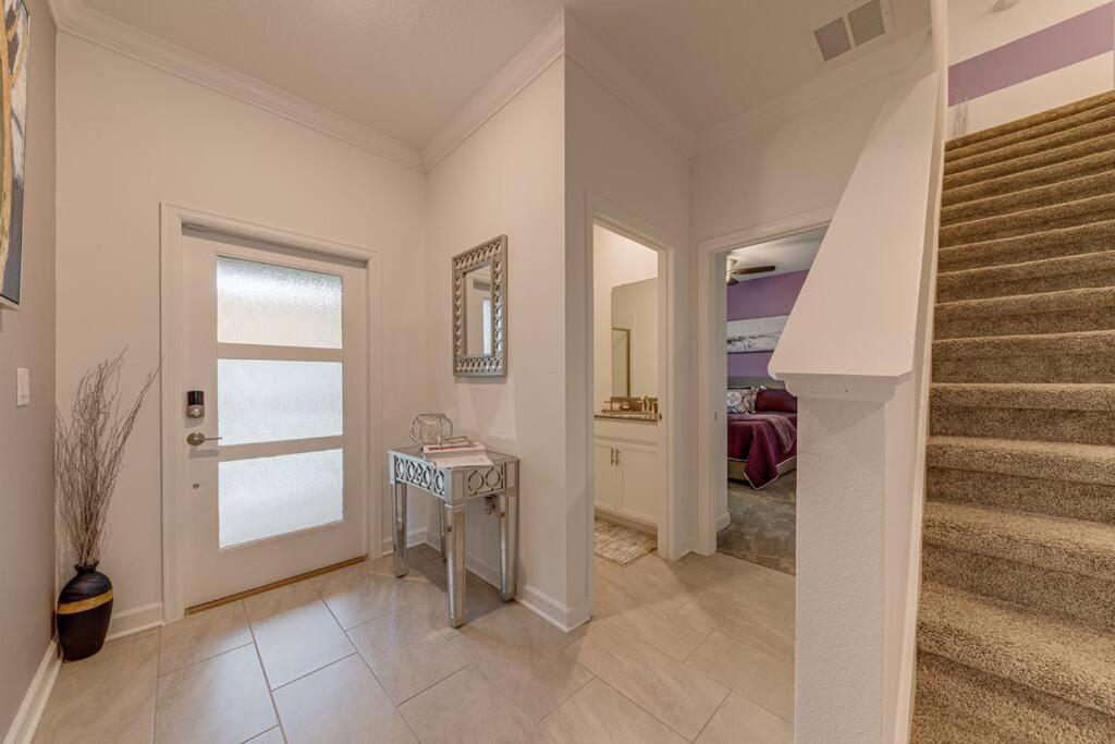 Newly Listed Townhouse Storey Lake, Free Waterpark Hébergement de vacances