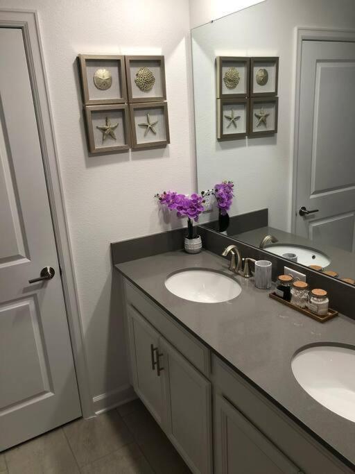 Hébergement de vacances Newly Listed Townhouse Storey Lake, Free Waterpark
